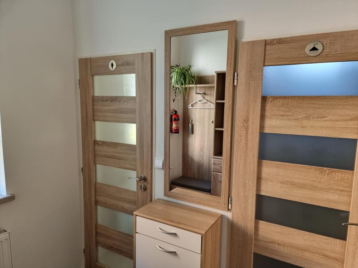 شقة Garsoniera Dukla 289 ديشين المظهر الخارجي الصورة